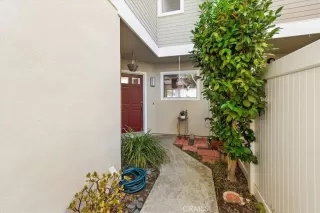 Photo #3: CV25179794 Listing 