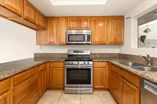 Photo #6: CV25179794 Listing 