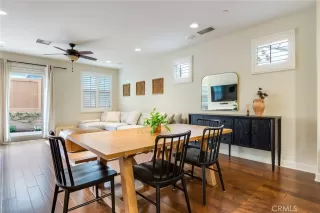 Photo #5: CV25180863 Listing 