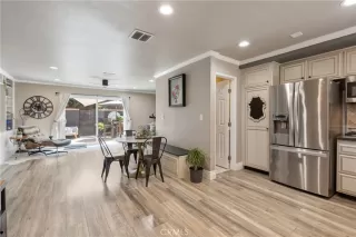 Photo #3: CV25197349 Listing 