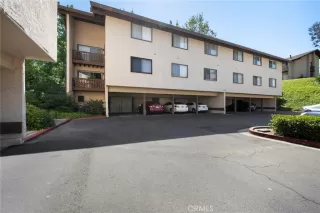 Photo #2: CV25198919 Listing