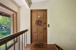 Photo #5: CV25198919 Listing