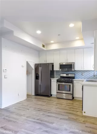 Photo #4: CV25243462 Listing 