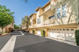 Photo #1: CV25250153 Listing