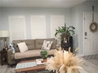 Photo #6: CV25253428 Listing 