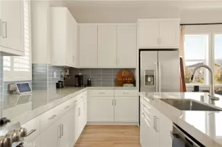 Photo #4: CV25253629 Listing 