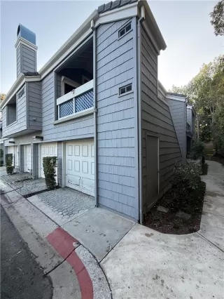 Photo #2: CV25255211 Listing