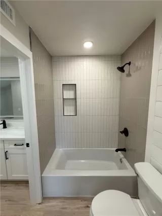 Photo #5: CV25255211 Listing