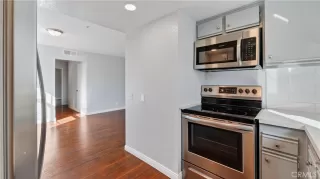 Photo #6: CV25257757 Listing 