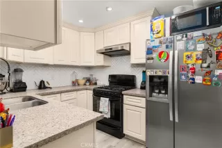 Photo #6: CV25258432 Listing 