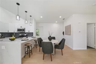 Photo #5: CV25261291 Listing 