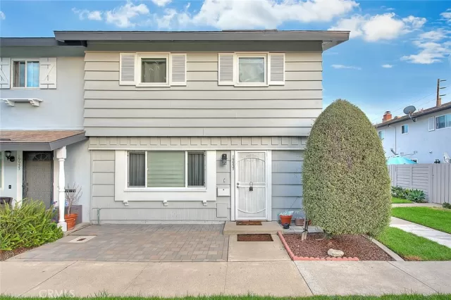 MLS: CV25266838 Condo For Sale