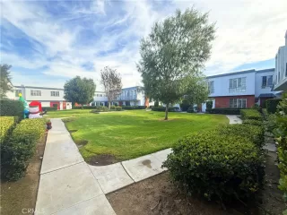 Photo #2: CV25272683 Listing 