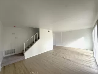 Photo #3: CV25272683 Listing 