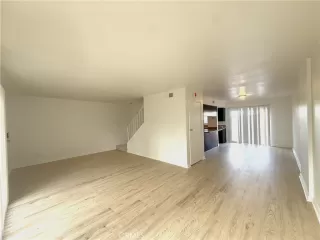 Photo #5: CV25272683 Listing 