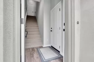 Photo #5: CV26001756 Listing 