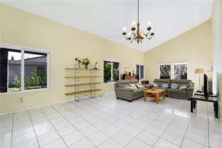 Photo #3: CV26004811 Listing