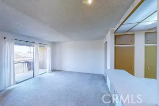 Photo #6: CV26012497 Listing 