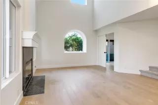 Photo #5: CV26019370 Listing 