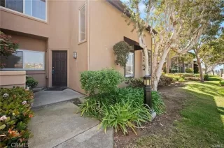 Photo #3: CV26023916 Listing 