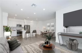 Photo #3: CV26026776 Listing