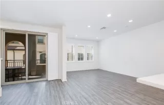 Photo #4: CV26026776 Listing