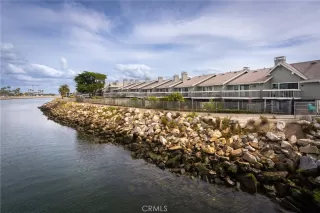 Browse active condo listings in RIVER BEACH