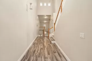 Photo #4: CV26037280 Listing 