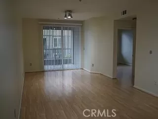 Photo #3: CV26039383 Listing 