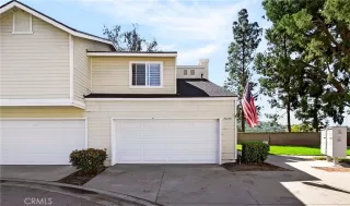 Photo #1: CV26044011 Listing