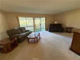 Photo #4: CV26054929 Listing