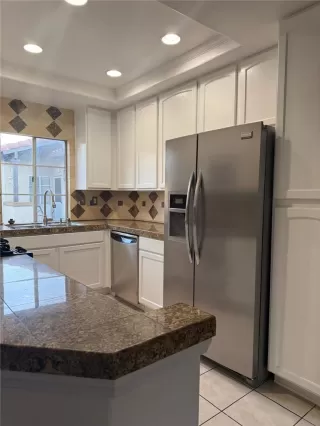 Photo #2: CV26058783 Listing 