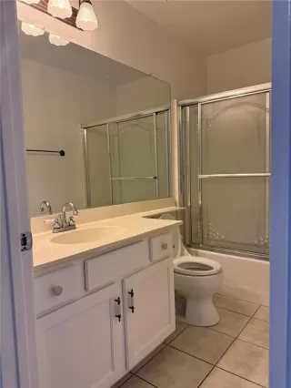 Photo #4: CV26058783 Listing 