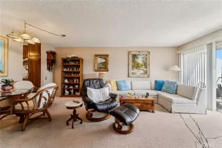 Photo #4: CV26064639 Listing 