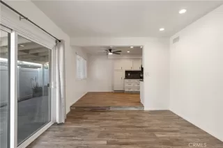 Photo #6: CV26065222 Listing 