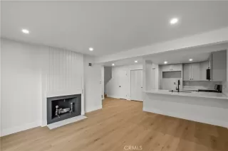 Photo #1: CV26073221 Listing 