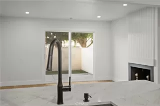 Photo #4: CV26073221 Listing 