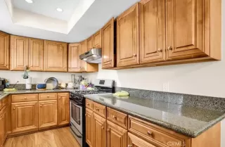 Photo #6: CV26075458 Listing 