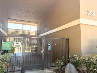 Photo #3: CV26078468 Listing 