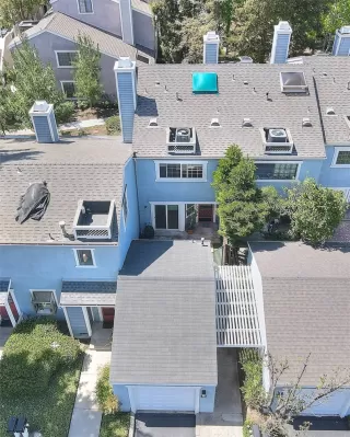 Photo #2: CV26078946 Listing