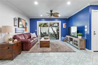 Photo #4: CV26083189 Listing 