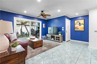 Photo #5: CV26083189 Listing 