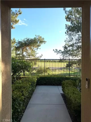 Photo #2: CV26086632 Listing 