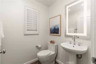 Photo #4: CV26086632 Listing 