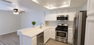Photo #5: CV26086768 Listing