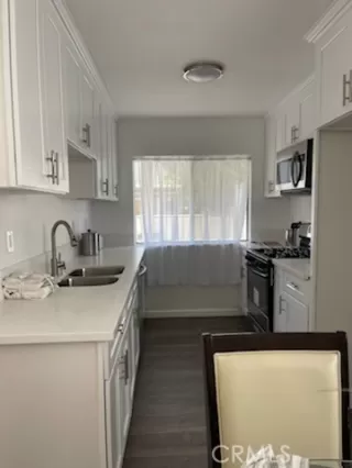 Photo #4: DW22256457 Listing 