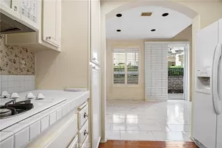 Photo #3: DW22259028 Listing