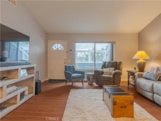 Photo #4: DW23000722 Listing 