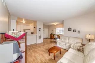 Photo #6: DW23026466 Listing 