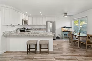 Photo #5: DW23037328 Listing